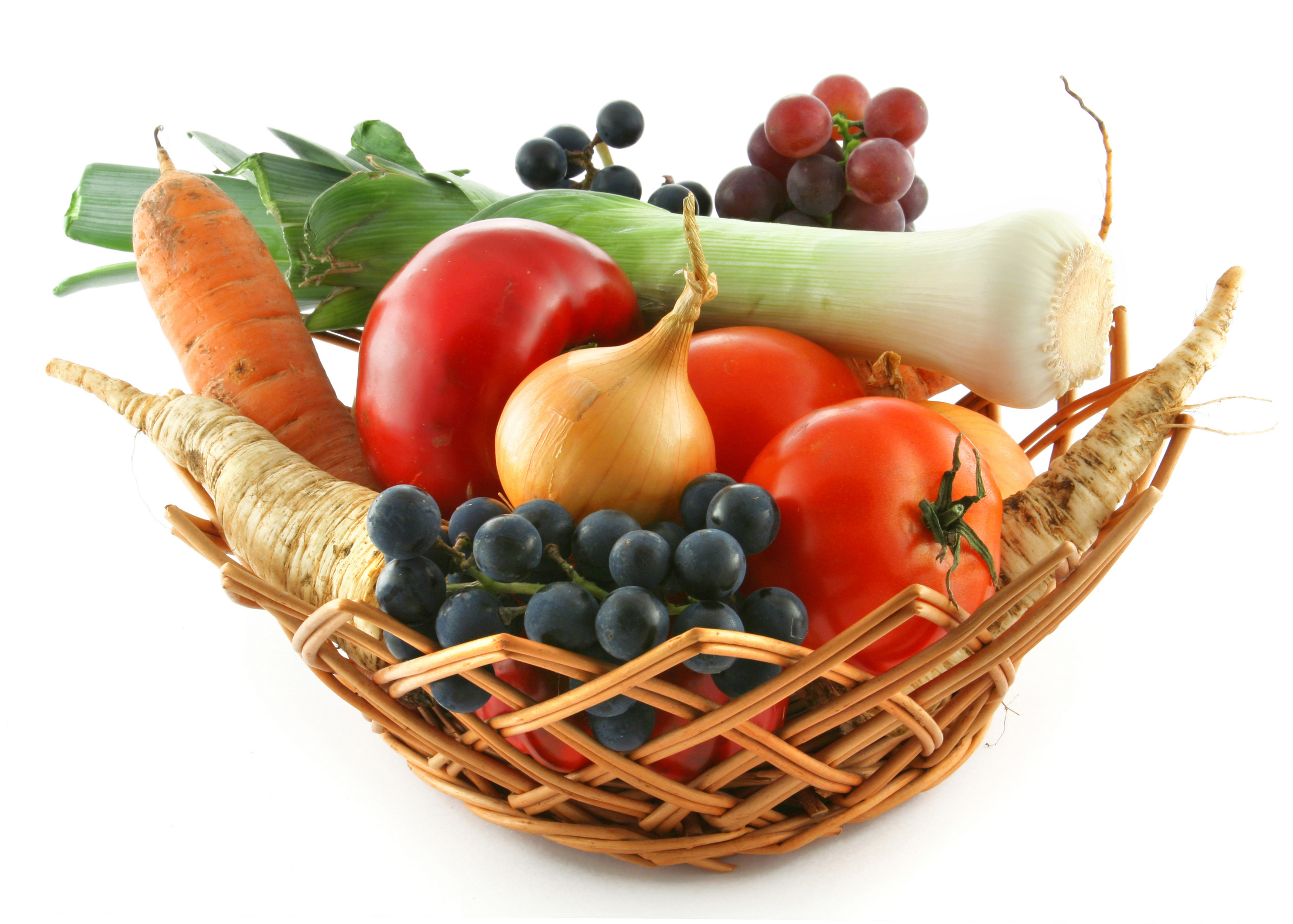 И овощ и ягода 4. Овощи и фрукты. Корзина с овощами. Корзинка с овощами и фруктами. Полезные продукты.