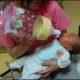 شیر خوردن نوزاد با پستانک بزرگ